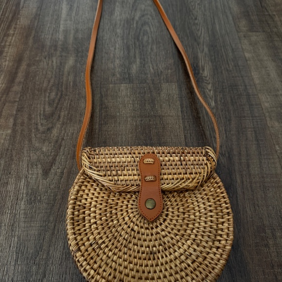 Bali Ata Rattan Crossbody Bag • Handwoven • Boho Straw Bag - Picture 6 of 10